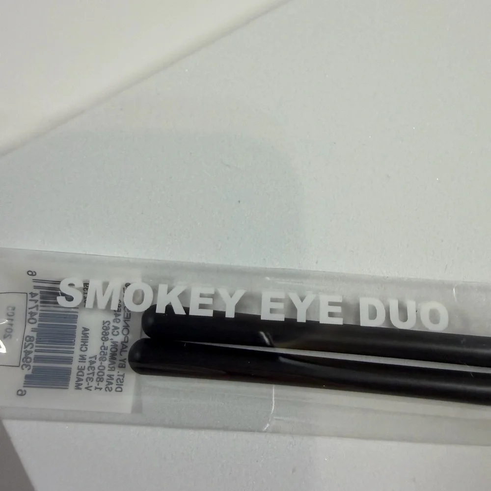 🩷5/$10🩷 Smokey Eye Duo Brush Set
